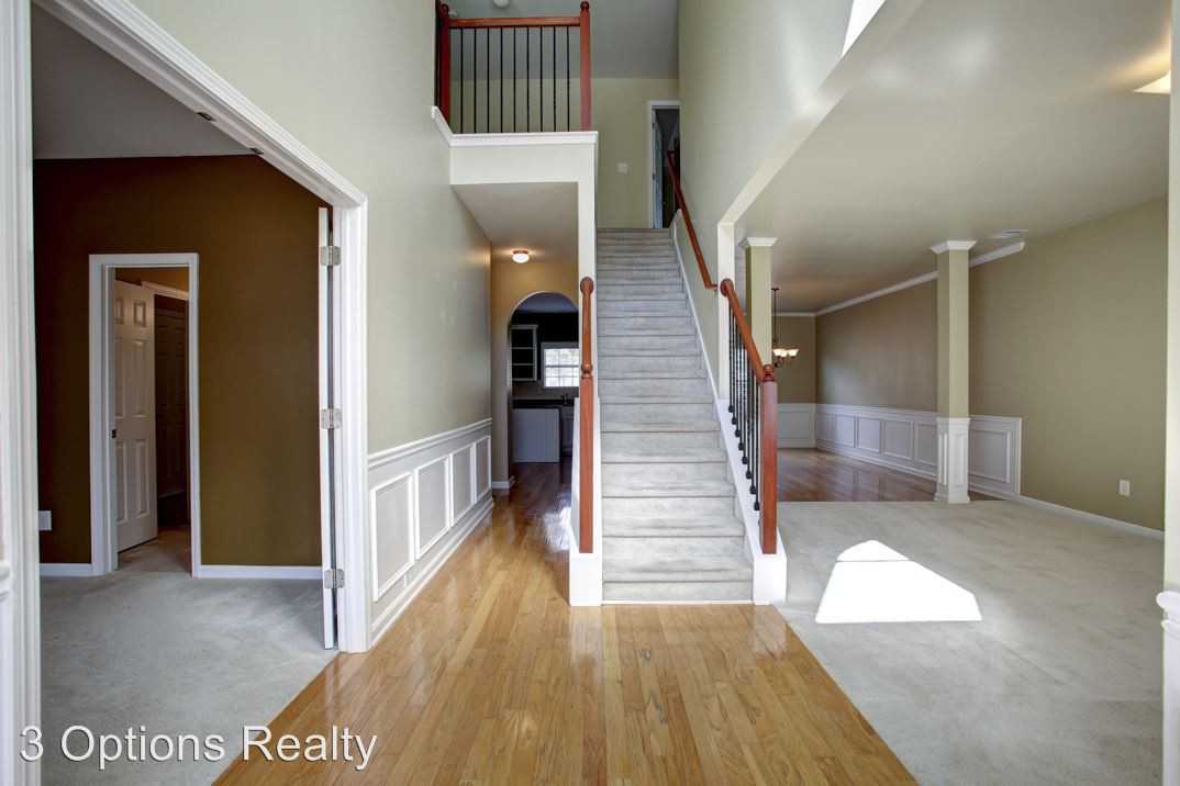 419 Farmwood Way - Photo 3 of 38