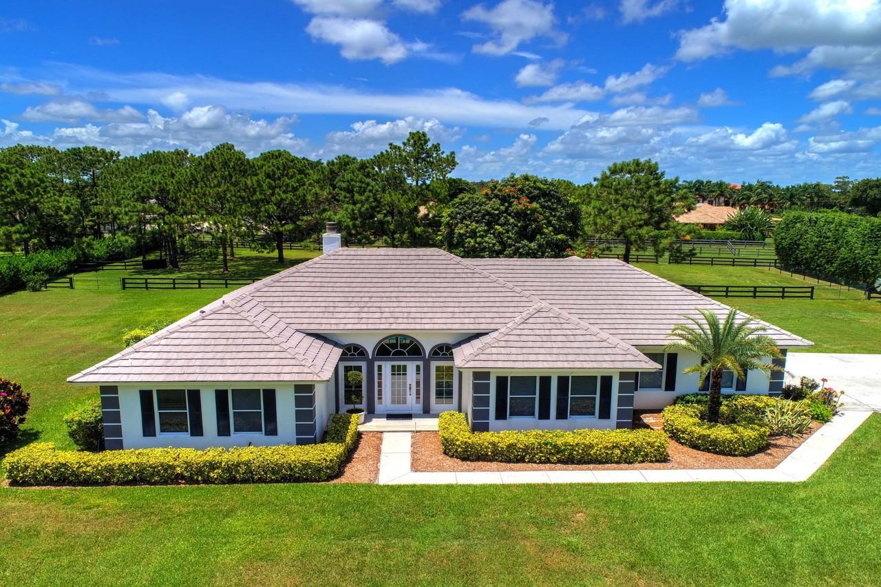 14371 Wellington Trace - Photo 2 of 37