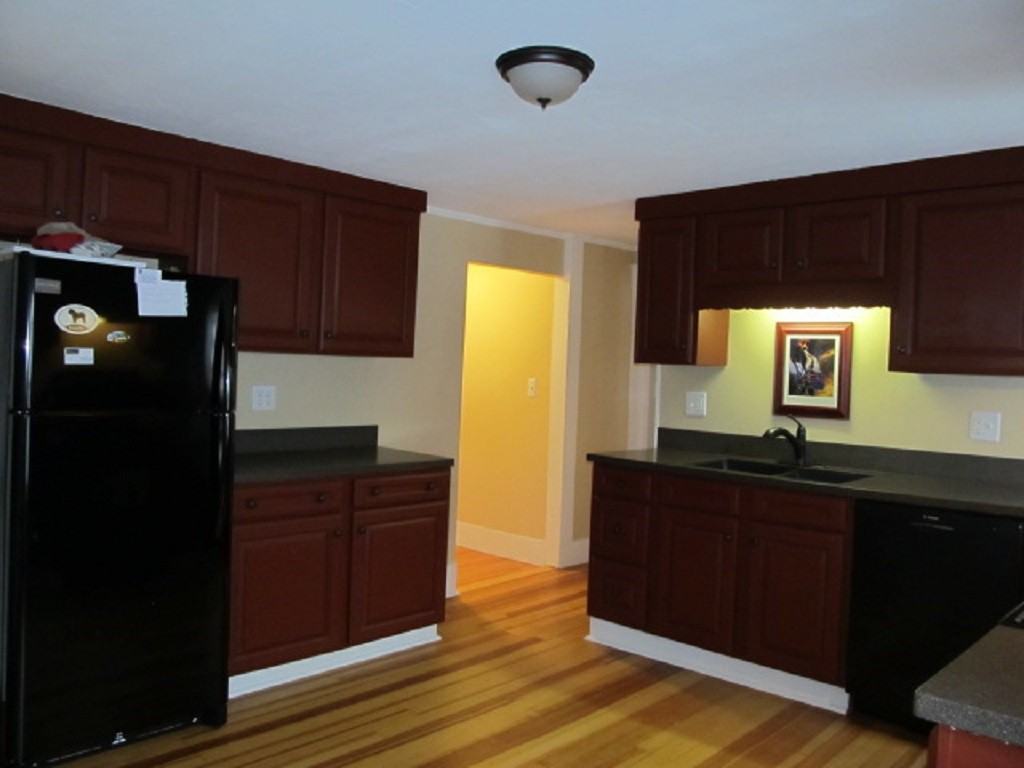 19 Jaffrey Rd - Photo 3 of 14