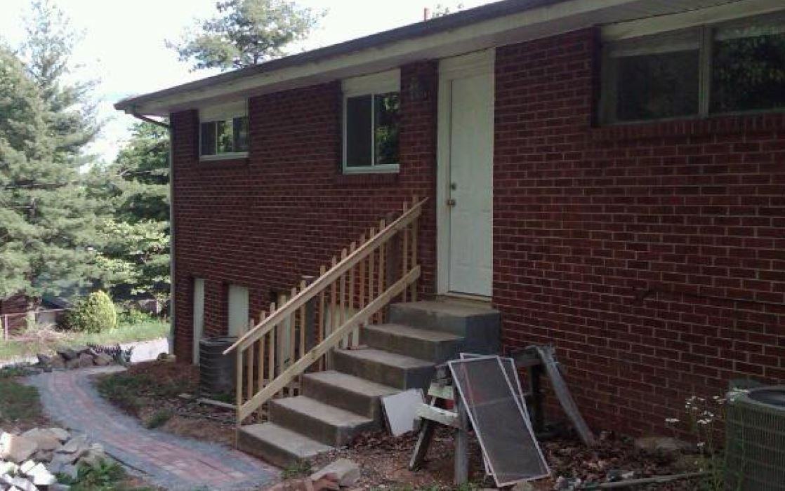 305 Wygoda Circle - Photo 3 of 3