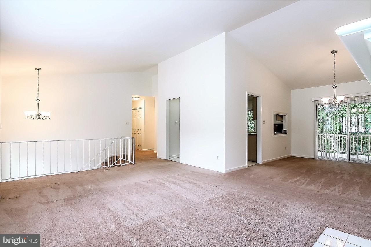 3315 Albion Ct - Photo 2 of 18