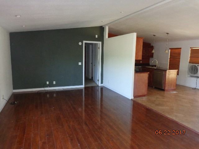 6215 Prospect Ave - Photo 2 of 4