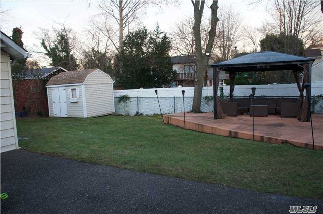 703 Baldwin Ave - Photo 3 of 11