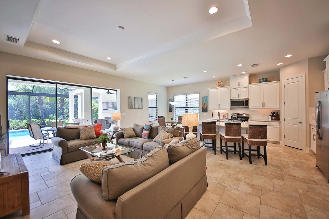 9598 Campanile Cir - Photo 2 of 19