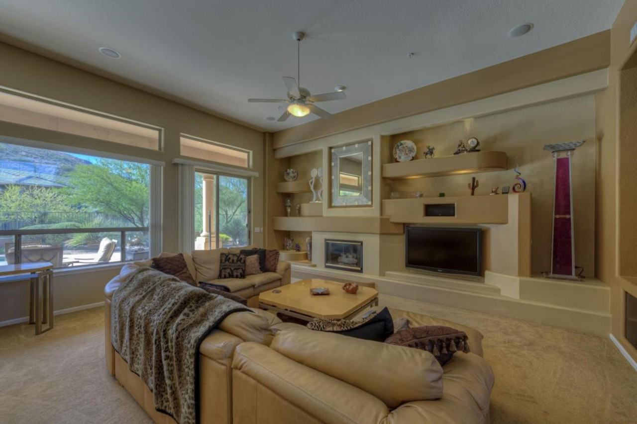 11773 E Mariposa Grande Dr - Photo 3 of 17