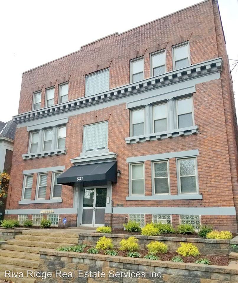 531 Collins St #1 - Photo 2 of 19