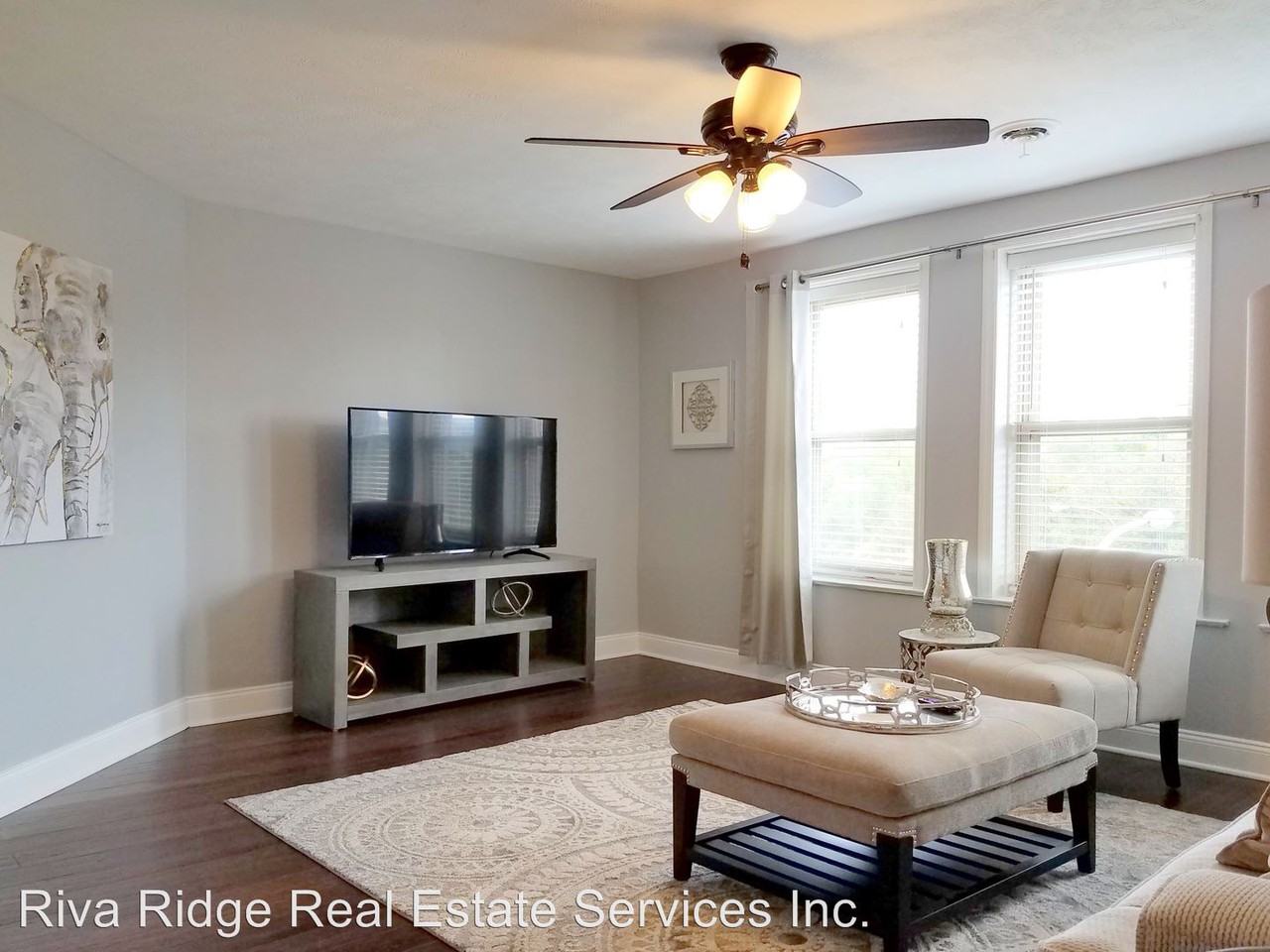 531 Collins St #1 - Photo 3 of 19