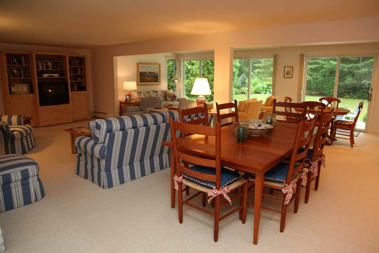 105 Scudder Rd - Photo 2 of 17