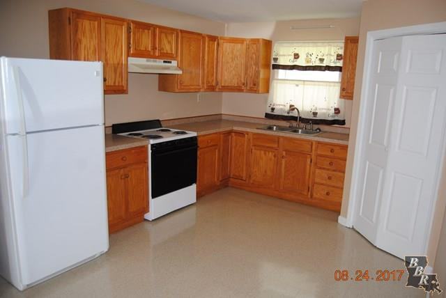 409 Carol Rd - Photo 3 of 6