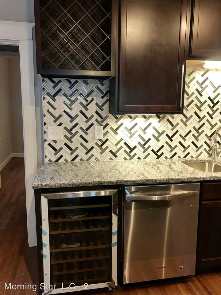 1922 Hereford St - Photo 3 of 18