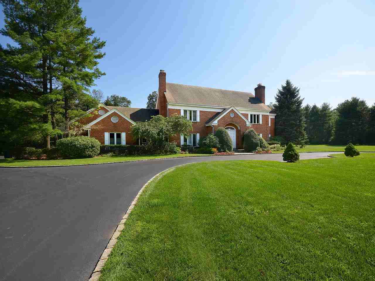 10 High Meadow Ct - Photo 2 of 16