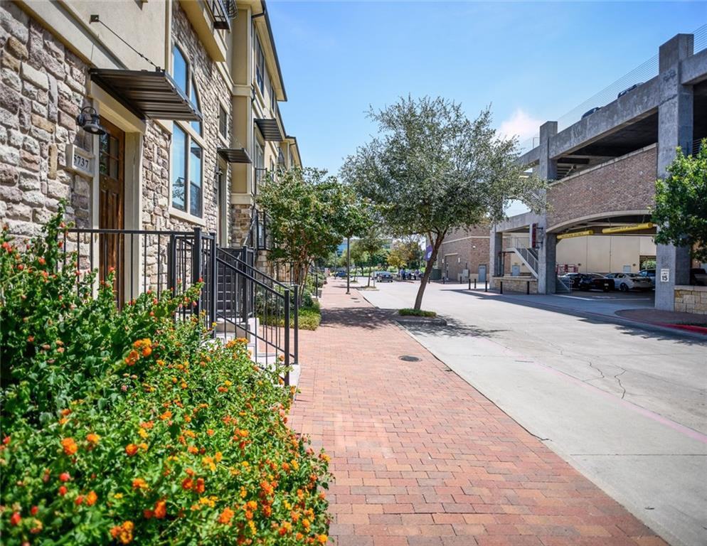 5737 Lois Ln - Photo 2 of 20