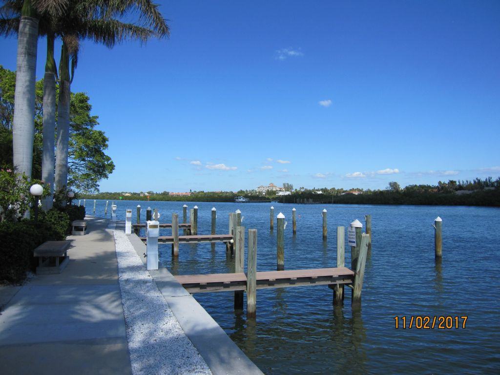 19417 Gulf Blvd - Photo 2 of 18