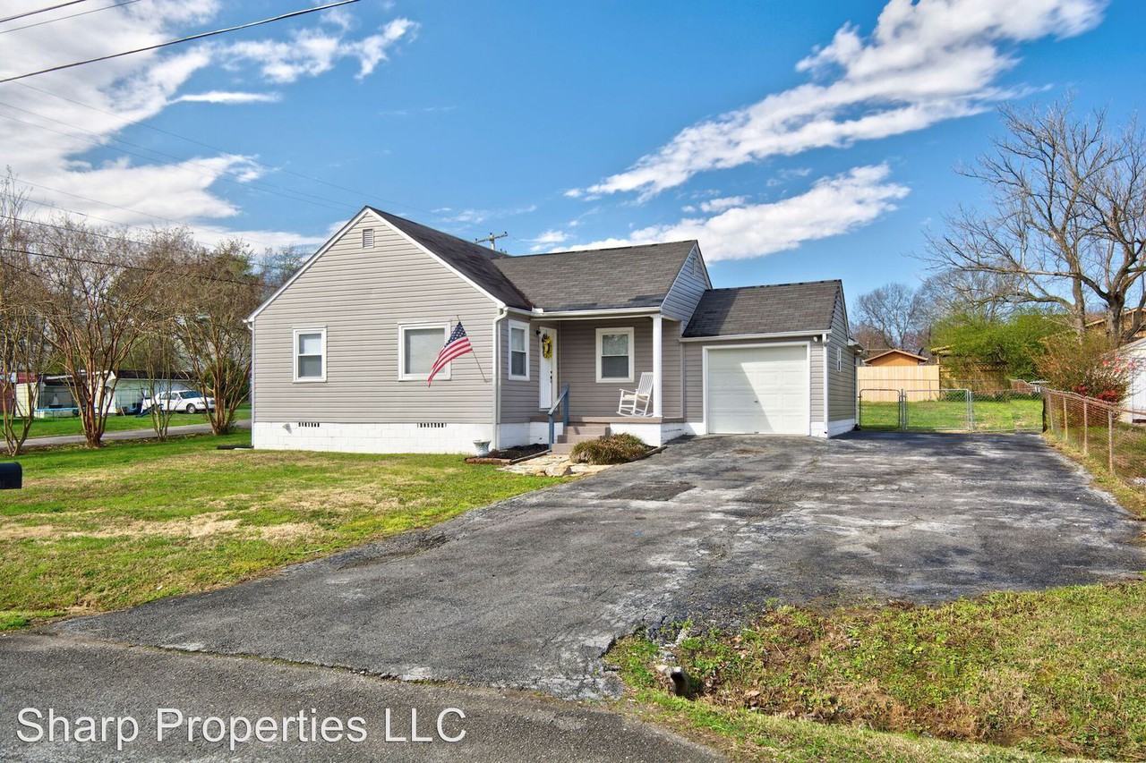 1515 McDonald Rd - Photo 2 of 17