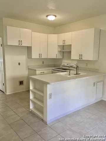 1945 Budding Blvd - Photo 2 of 16