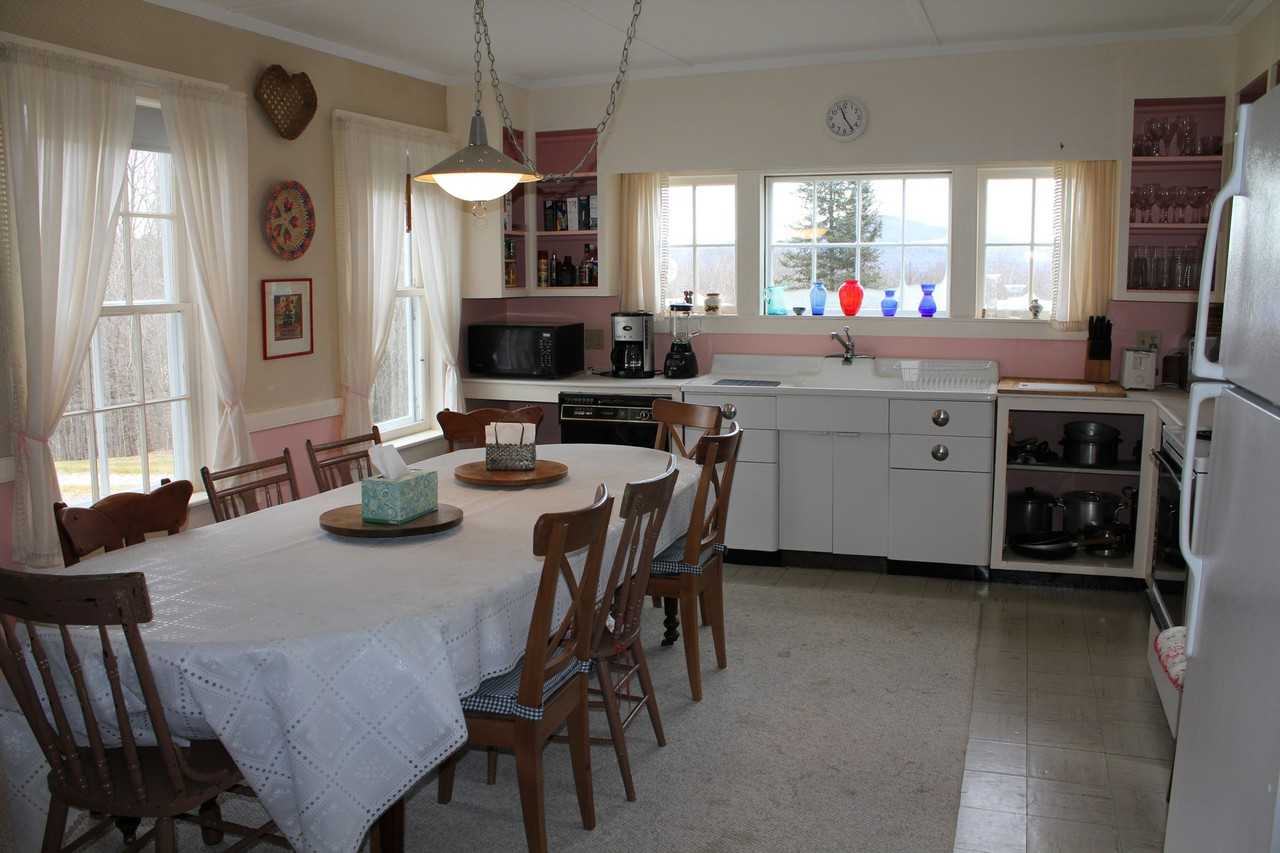 158 Johnson Ln - Photo 2 of 15