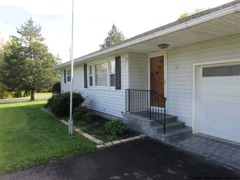 15 Old Lasher Rd - Photo 2 of 23