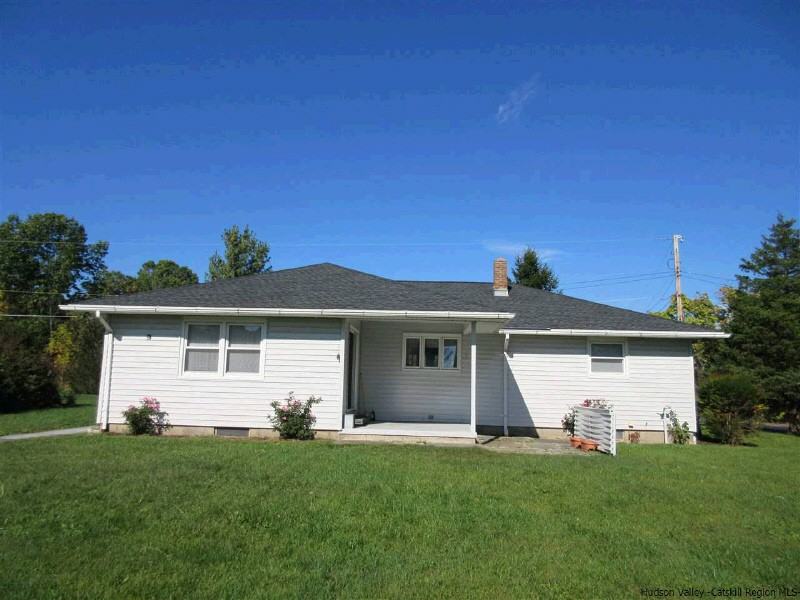 15 Old Lasher Rd - Photo 3 of 23
