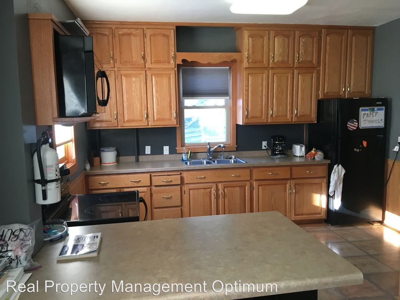 211 1st St W - Photo 3 of 32