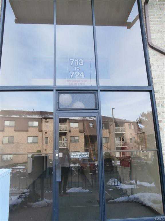 715 Kennedy Dr - Photo 2 of 9