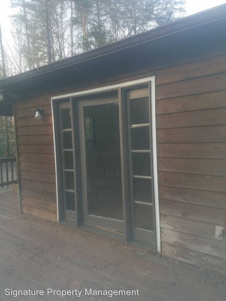 2372 Whitehall Lake Dr - Photo 3 of 11