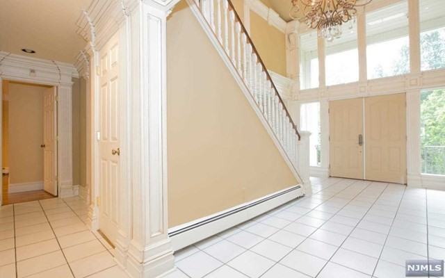 55 Greenwoods Rd - Photo 3 of 25