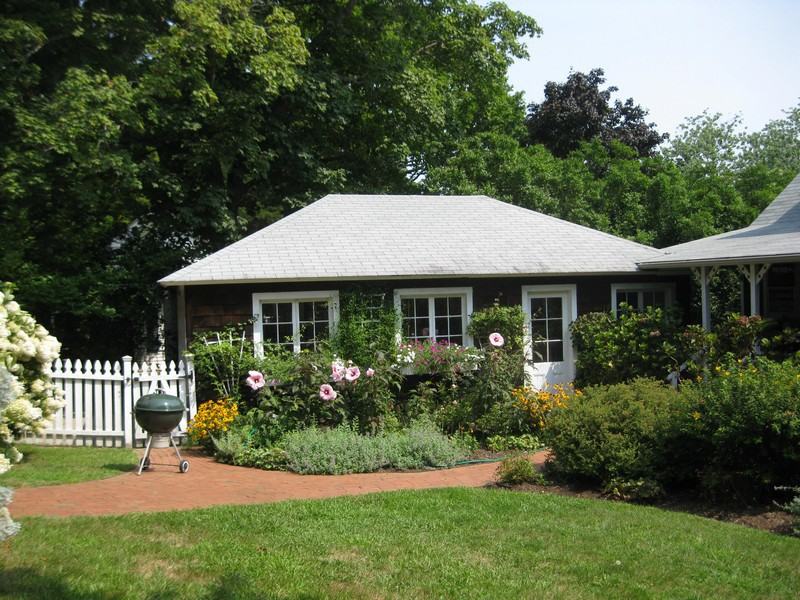 29 Grand Ave - Photo 2 of 15