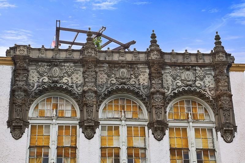 1527 Harmony St - Photo 2 of 25