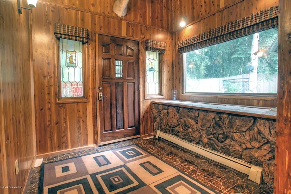 4040 Vance Dr - Photo 3 of 39