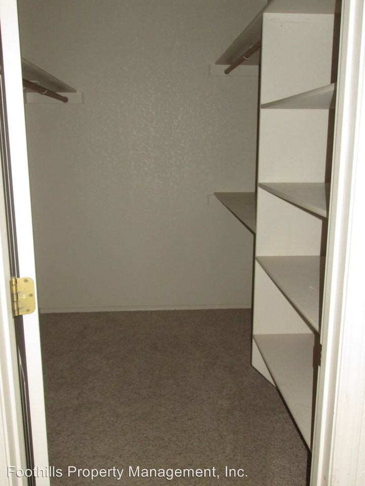 1840 Montezuma Heights Rd - Photo 3 of 50