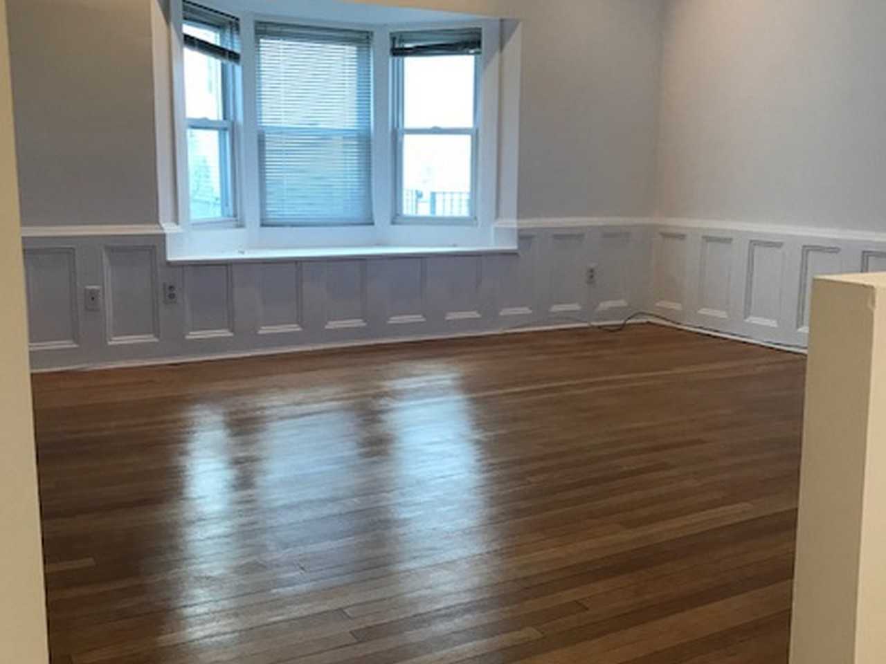 528 Cedar Swamp Rd - Photo 2 of 12