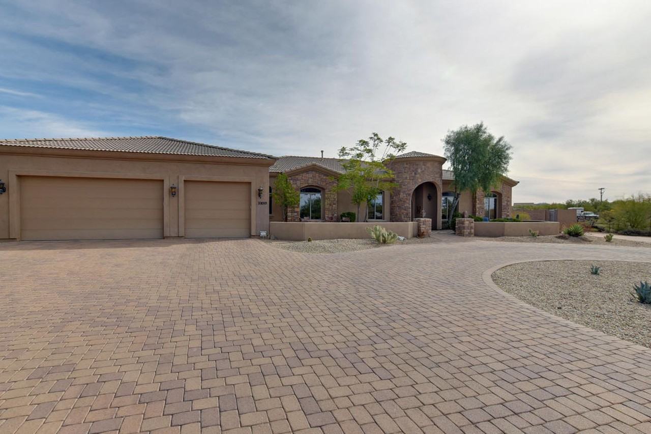 33001 N 47th Way - Photo 2 of 40