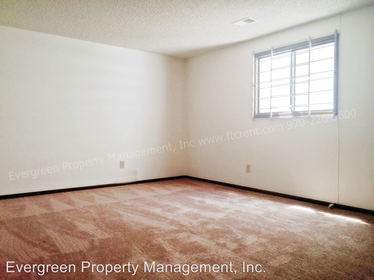 1613 Waterford Ln - Photo 3 of 18