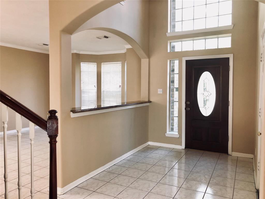 14843 Cumberland Bridge Ln - Photo 2 of 15