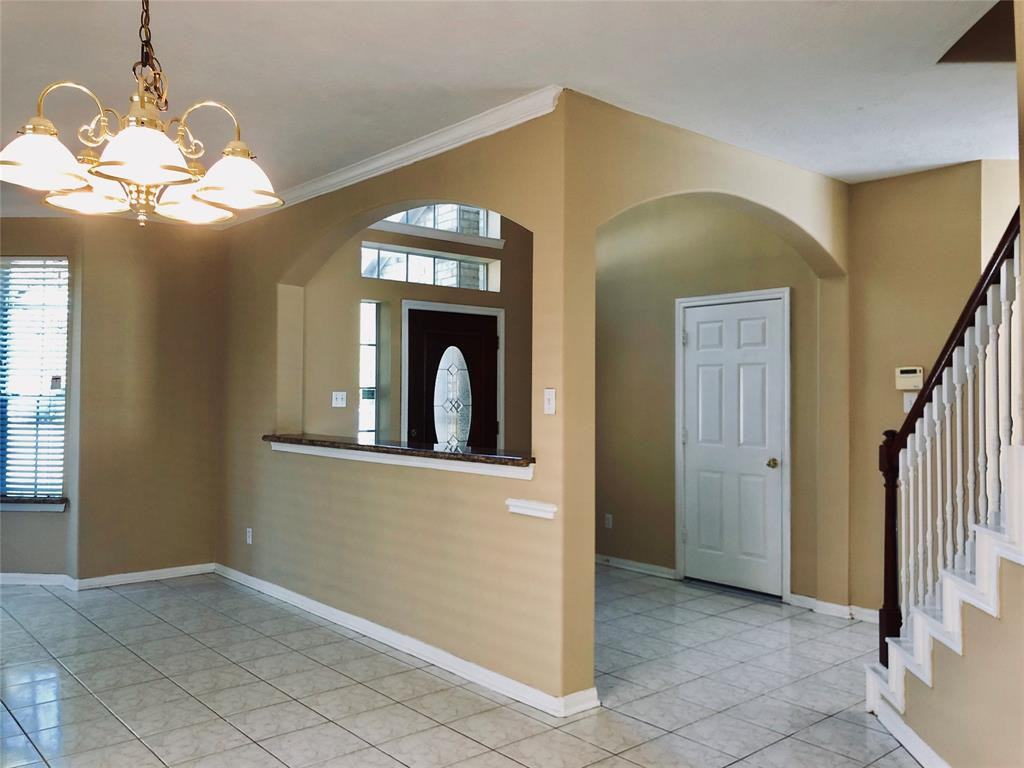14843 Cumberland Bridge Ln - Photo 3 of 15
