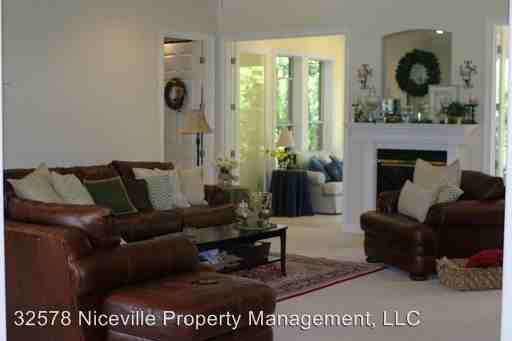 204 Downshill Cir - Photo 2 of 19