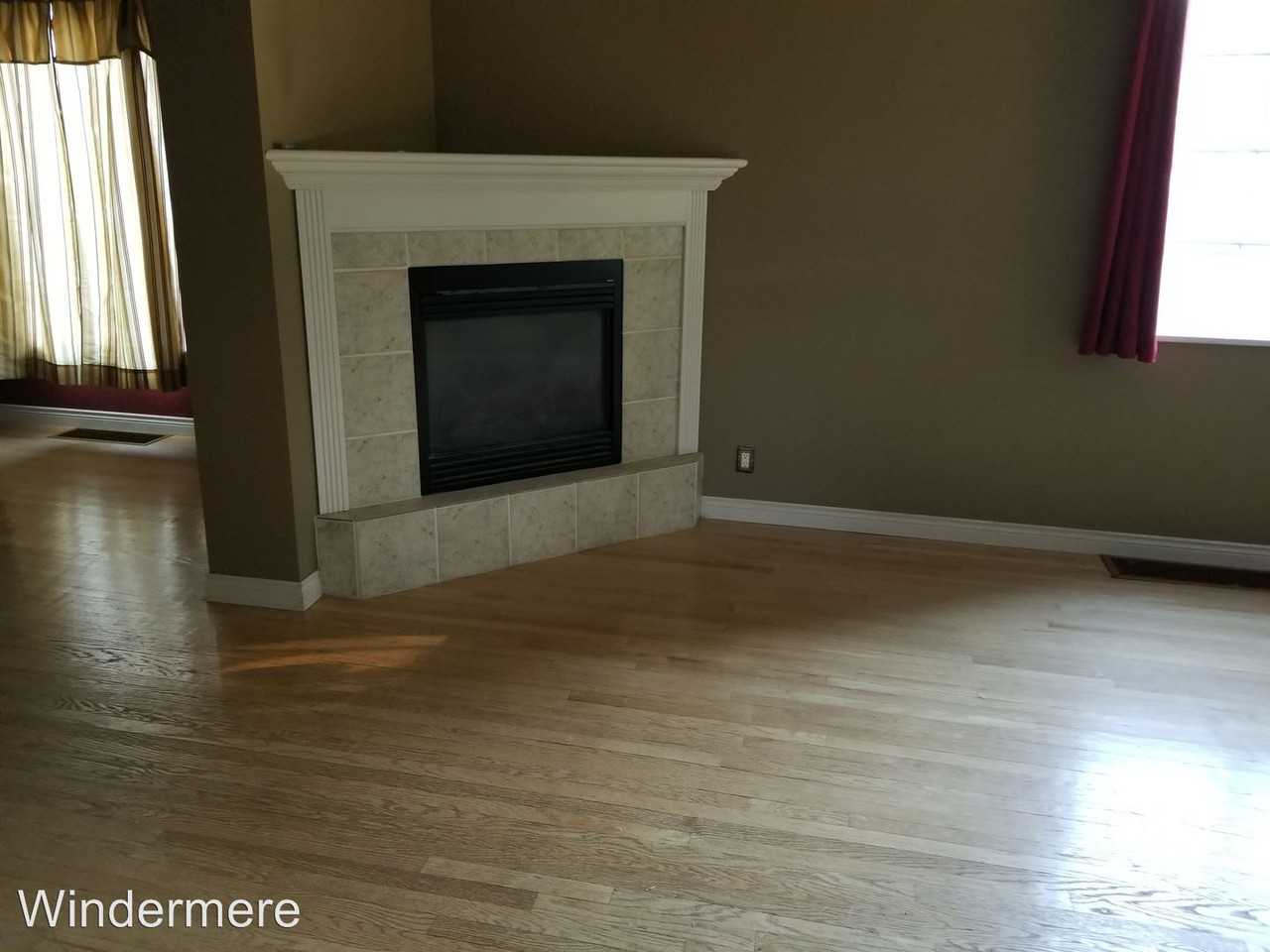 807 N Morton St - Photo 3 of 16