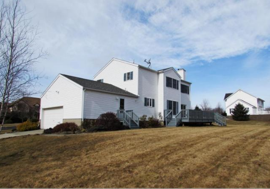 202 Sunrise Blvd - Photo 2 of 23