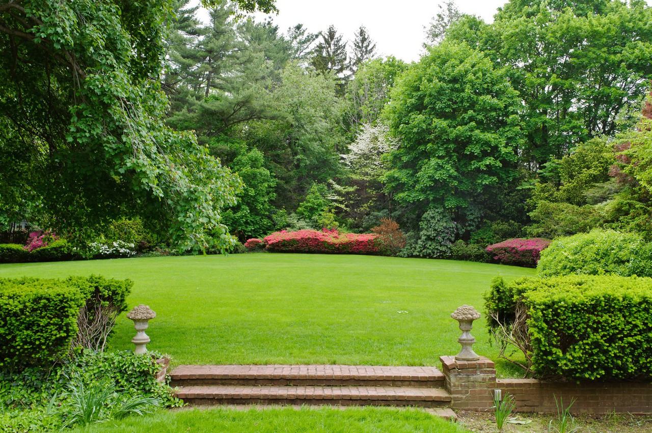 14 Horse Hollow Rd - Photo 2 of 19