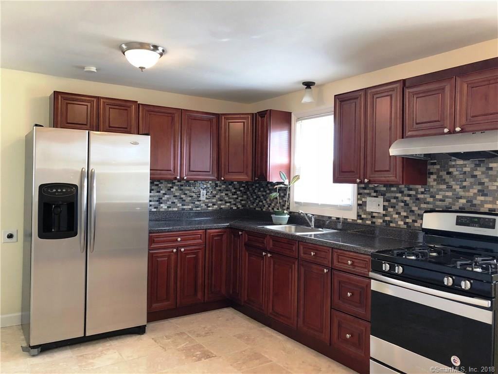 37 Elizabeth Ann Dr - Photo 3 of 17