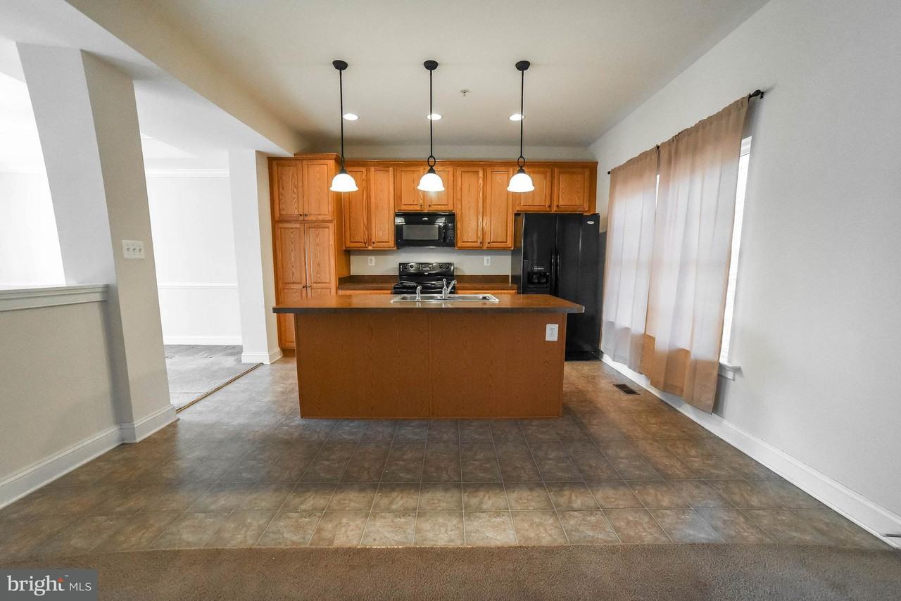 100 Mattingly Ave - Photo 2 of 30