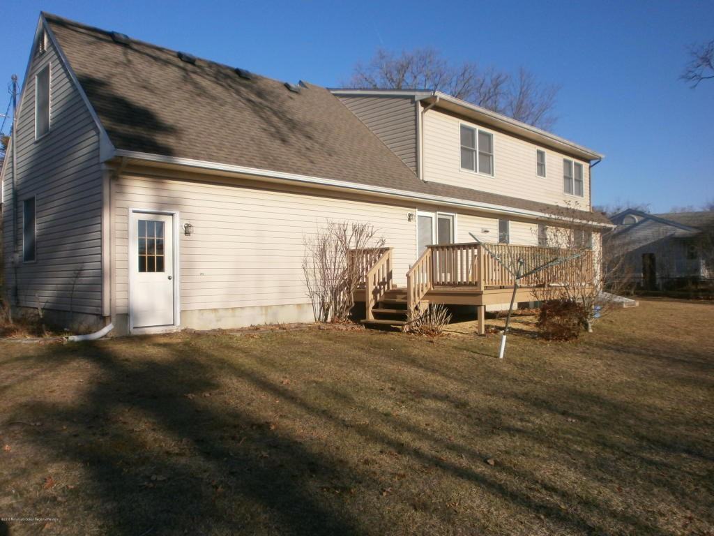 1017 Tiller Ave - Photo 3 of 18