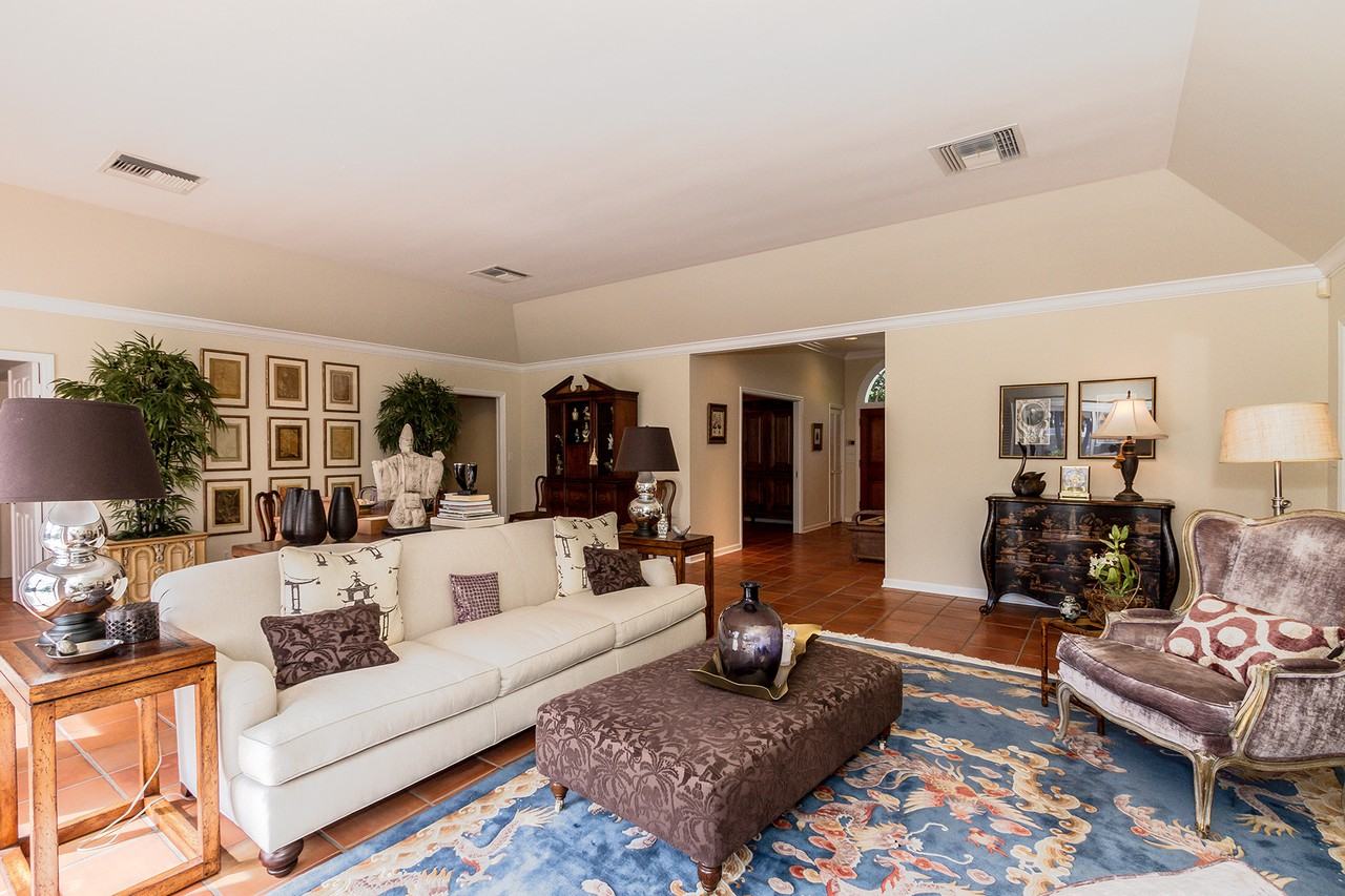 3323 Gin Ln - Photo 3 of 23