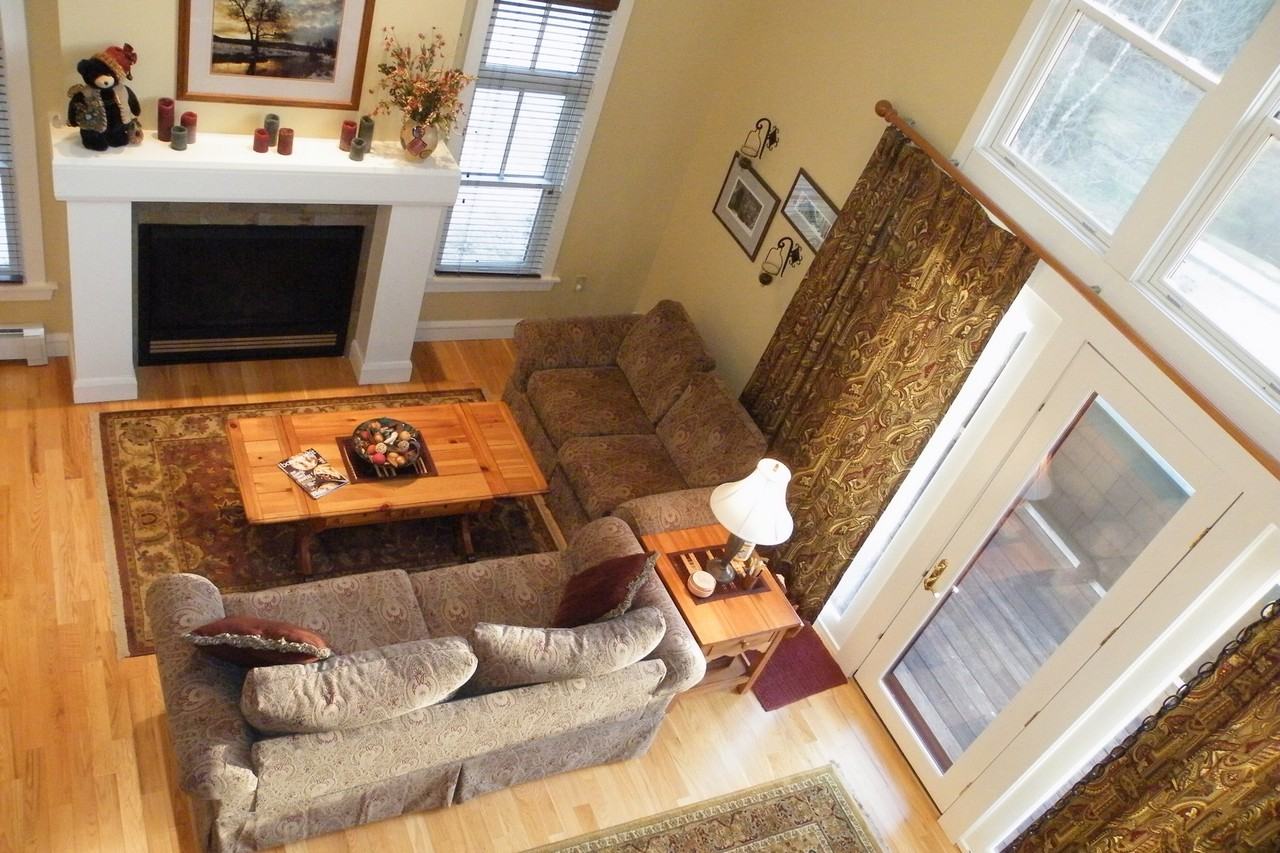 28 Carriage Ln #E2 - Photo 3 of 29