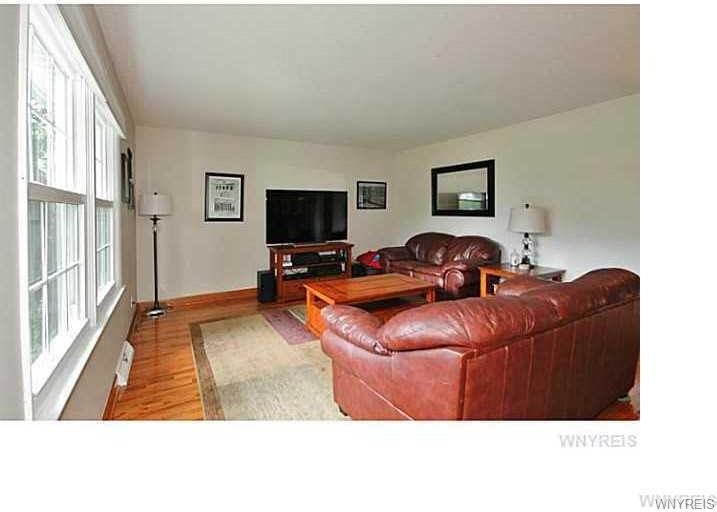 4480 Shimerville Rd - Photo 3 of 23