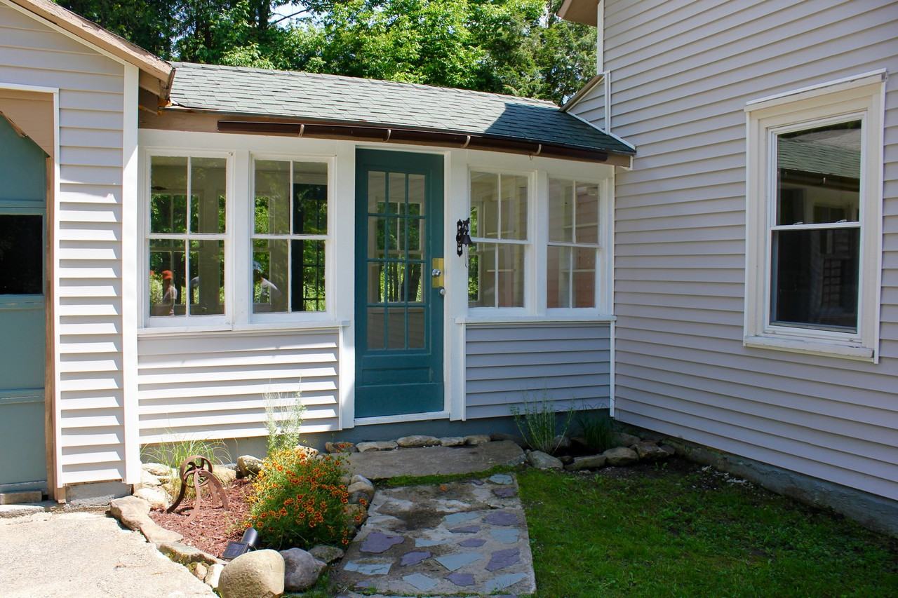 513 Rod and Gun Club Rd - Photo 3 of 18