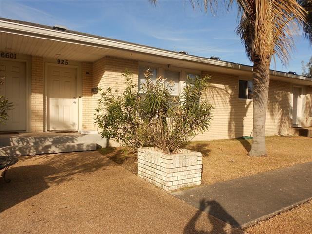 925 Porteous St - Photo 3 of 9