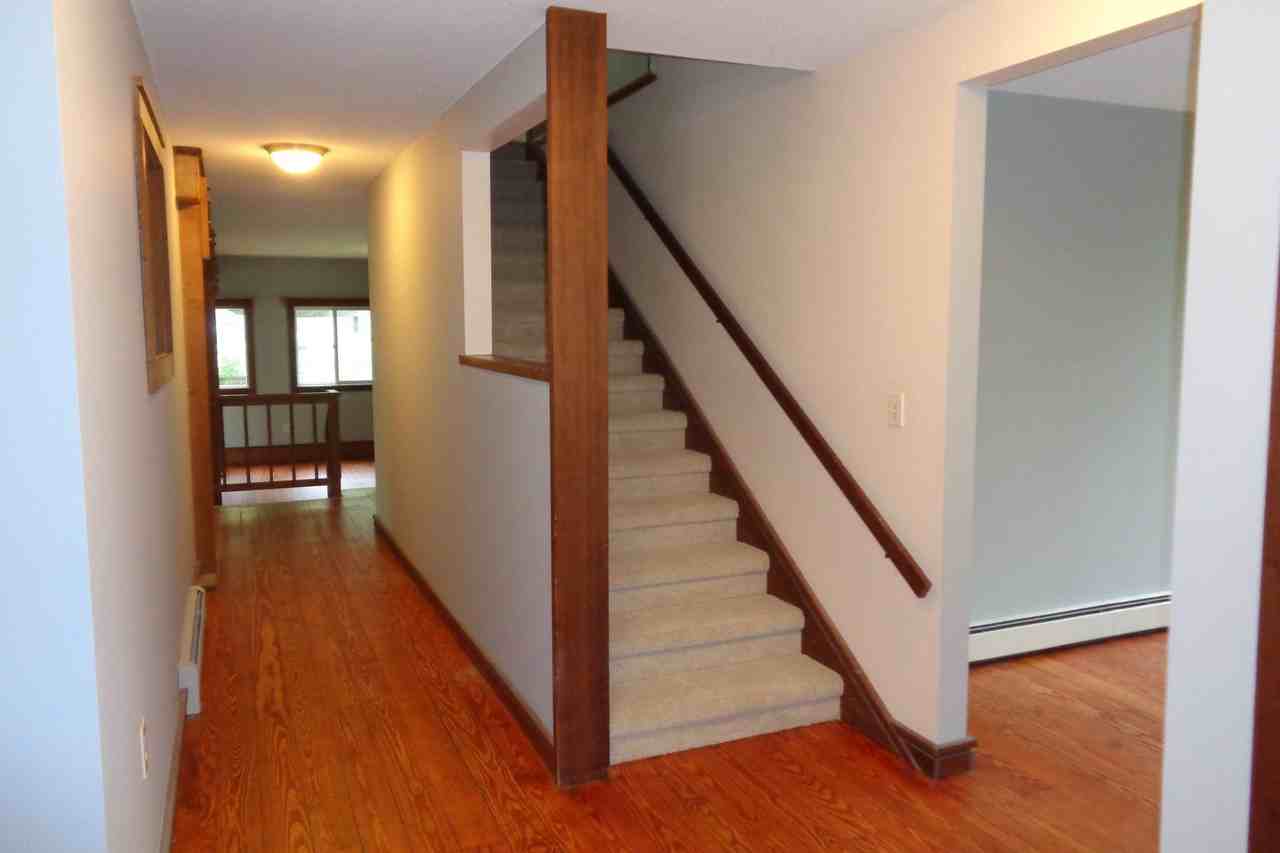 102 Mitchell Hill Rd - Photo 3 of 15