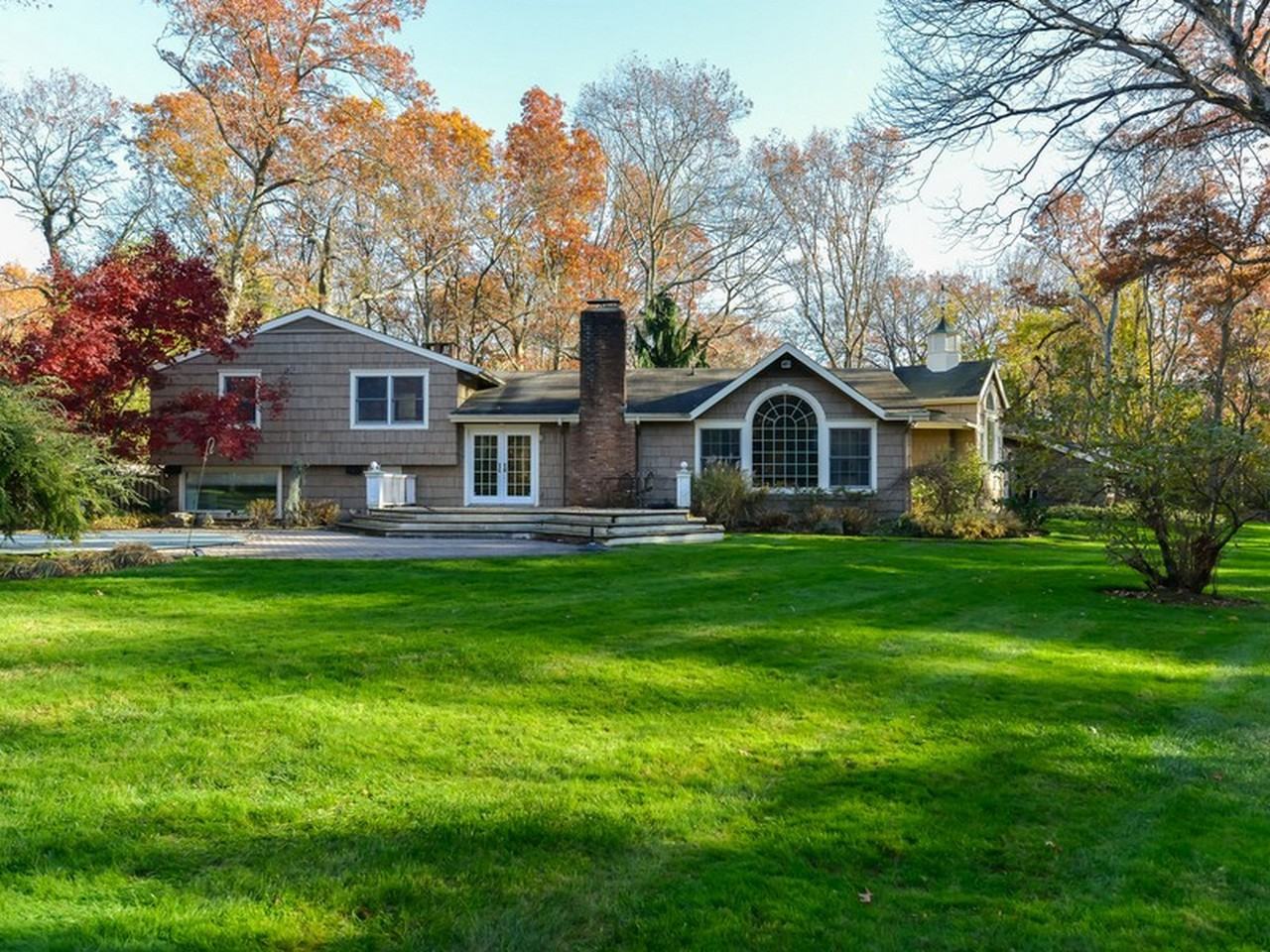 11 Quaker Ridge Dr - Photo 3 of 16