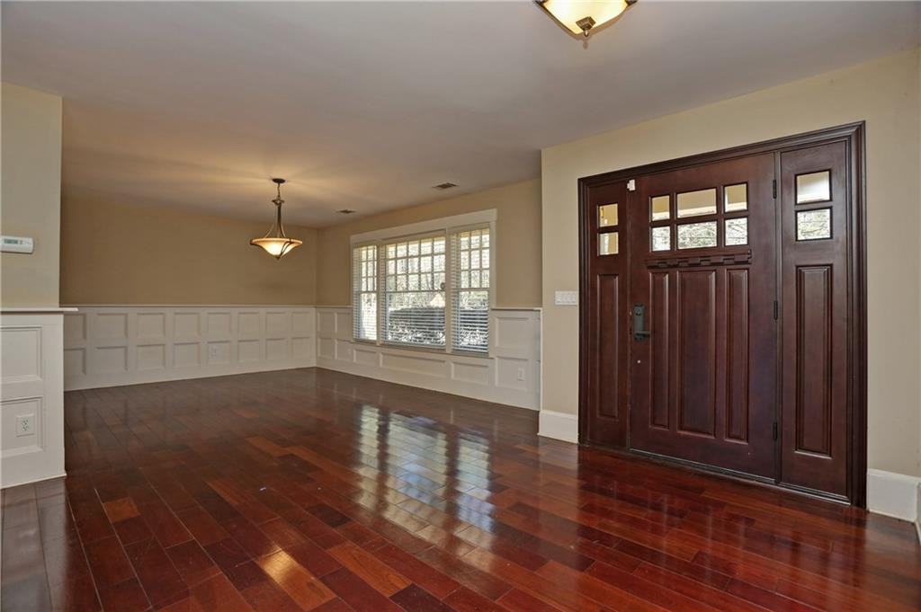 5178 Chamblee Dunwoody Rd - Photo 3 of 36